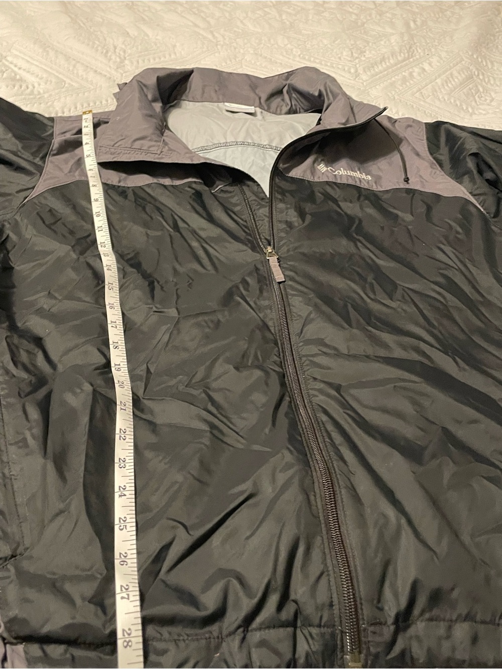 Columbia Two-Tone Black and Gray Windbreaker Jacket - Picture 10 of 15